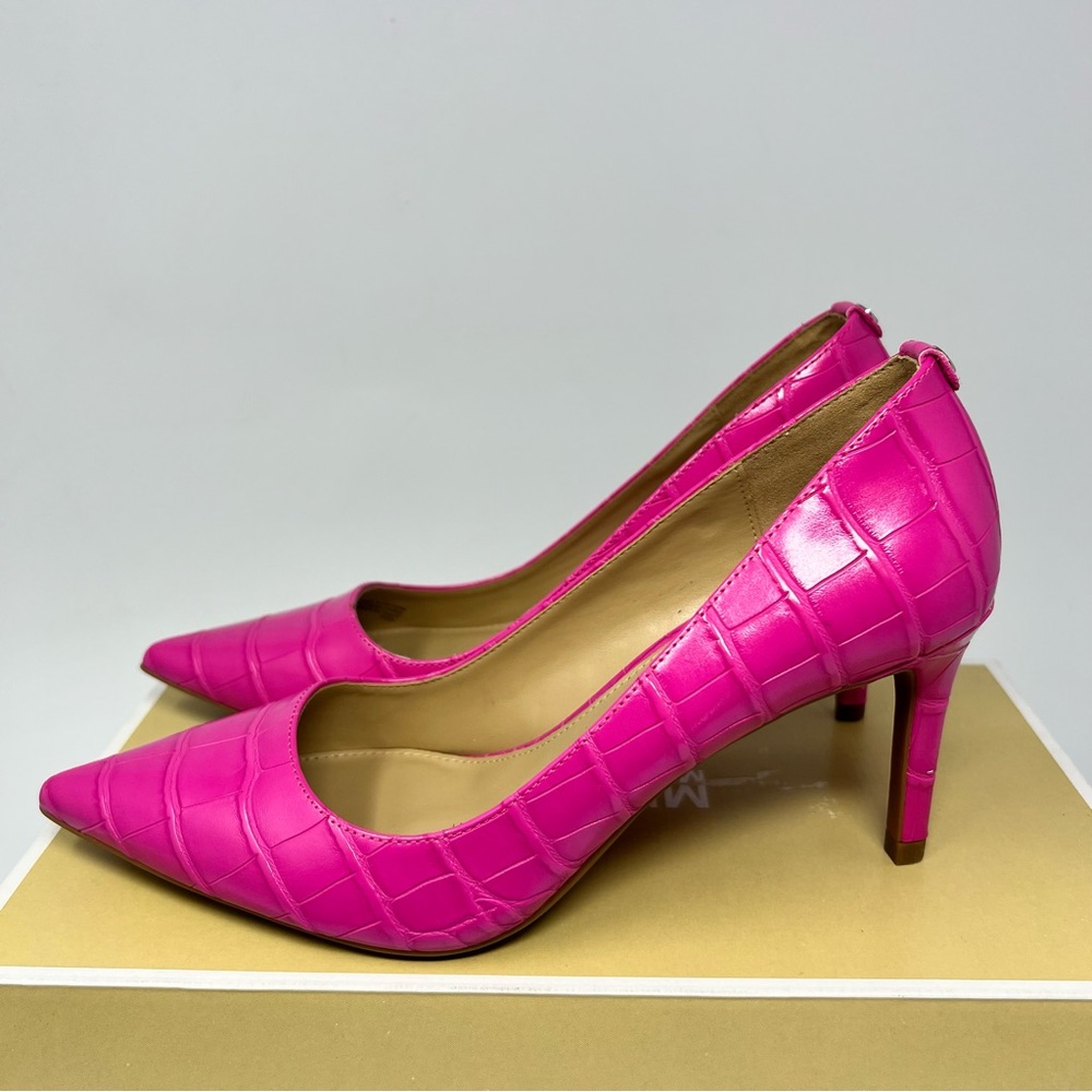Michael Kors Pink Croc-Embossed Heels - Picture 5 of 11